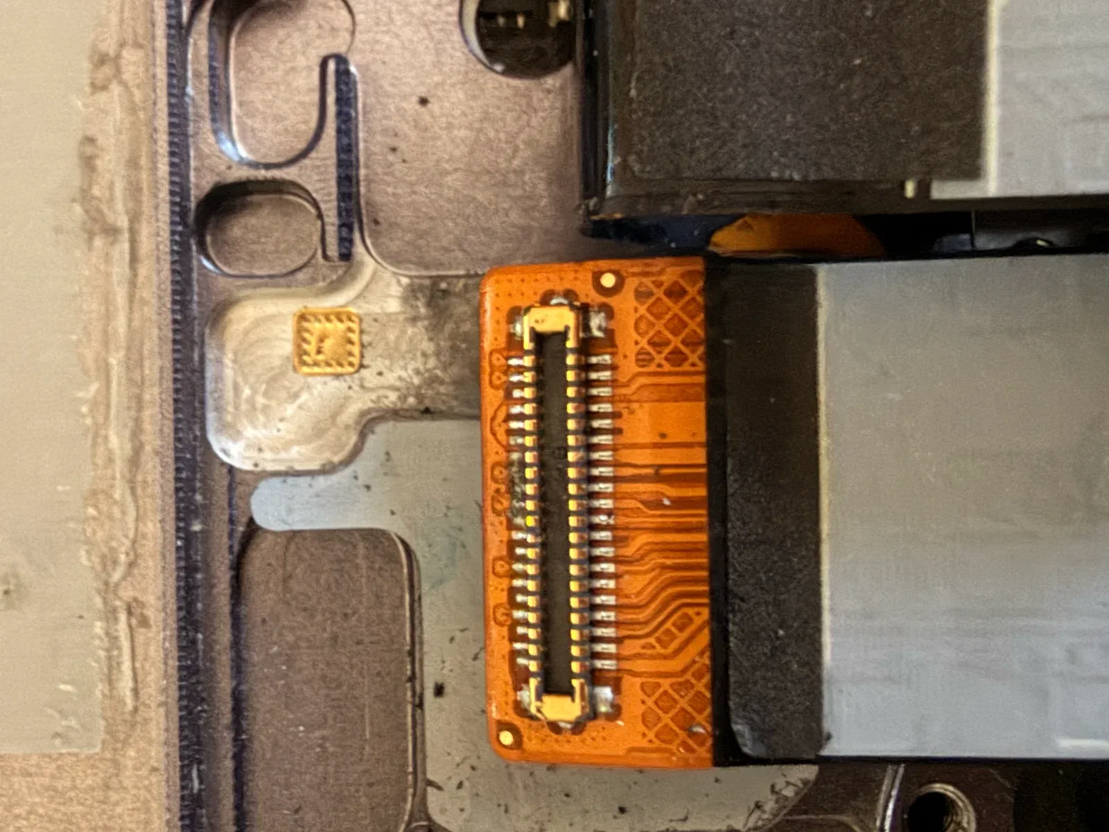 Close inspection of a phone flex connector and its individual contacts